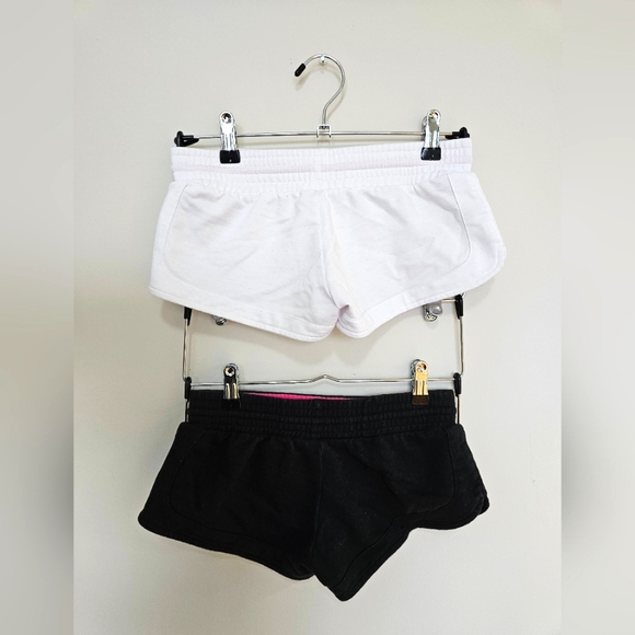 💜3 for $30 Pair of shorts - Picture 2 of 3